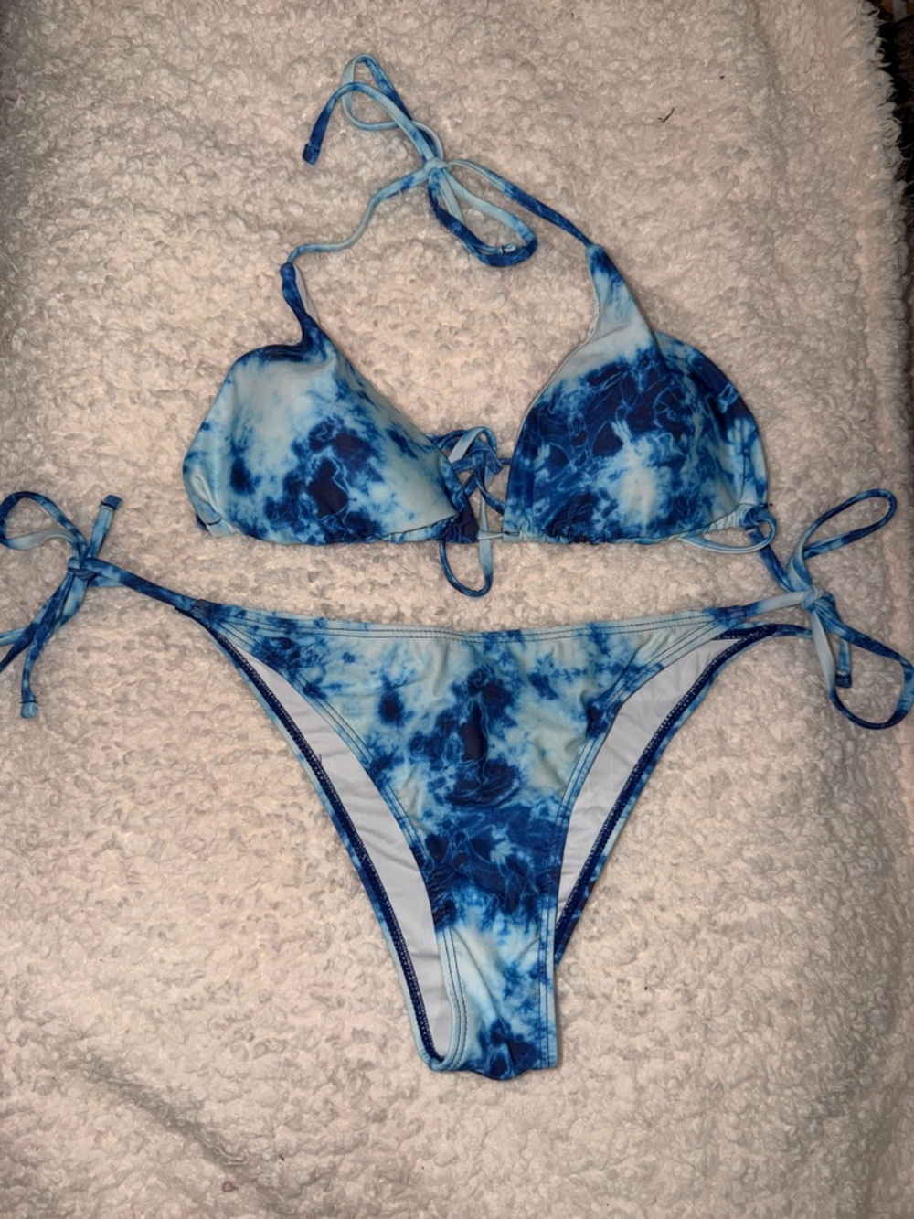 SHEIN Blue Tie-Dye String Bikini